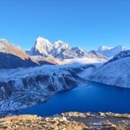 네팔 ebc 트레킹 (11) 고쿄로, 고쿄리는 포기, 빙하길을 걸어 파란 호수로 가 다가 바지가 찢어진 이야기
