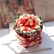 의정부 딸기 케이크 맛집 - 의정부 생크림 수제 과일 케이크 당일 제작 가능 eeso_cake