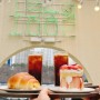 파주 문산 핫플레이스 사진 찍기 좋은 예쁜 카페 <소풍농월> 소금빵/딸기케이크 베이커리 맛집