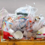 플라스틱 폐기물 문제에 맞서는 차세대 스타트업