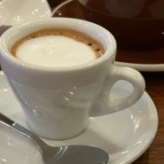 [해방촌카페]LE CAFE, 프랑스 감성이 묻어나는 카페