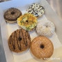 [제주 여행] 랜디스도넛 - 애월카페거리 아이언맨이 사랑한 도넛 맛집(메뉴, 주차, 카페)