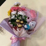 헬로키티 50주년 인형 다이소제품 셀프 꽃다발포장