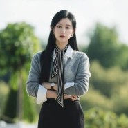 눈물의 여왕 김지원 패션 옷,셔츠,스카프 정보