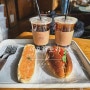 서울 홍대 빵 맛집 야끼소바빵이 맛있는 아오이토리 내돈내산