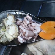 영등포맛집 닭이 퐁당빠진 로꼬로꼬조개찜 영등포점