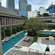 방콕 호텔 빌라데바 객실ㅣ풀 엑세스뷰 아닌 디럭스 킹룸 2층 객실 뷰(1박 21만원에 예약)