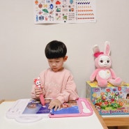 유아기 필수템 : 반짝반짝 달님이 달토끼펜