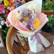 봉천동꽃집 커들리블라썸 - 사랑스러운 꽃다발선물