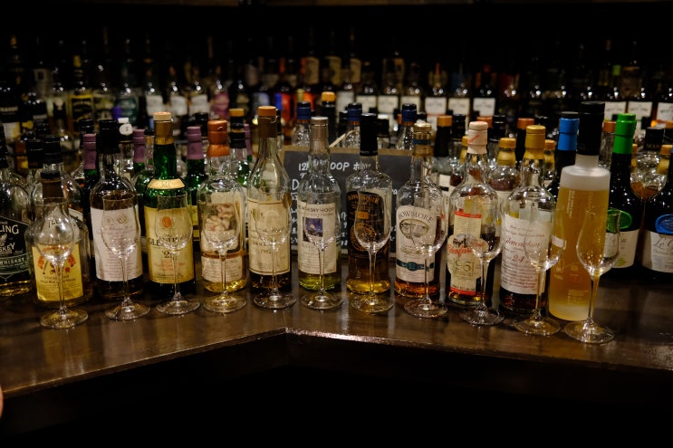 적어도 나에게는 '일본 최고의 위스키바' : 바 메인 몰트 고베(Bar Main Malt Kobe) : 네이버 블로그