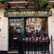 런던 베이커 스트리트 221B :: 셜록홈즈 박물관 기념품샵, 셜록홈즈 동상, 메릴본