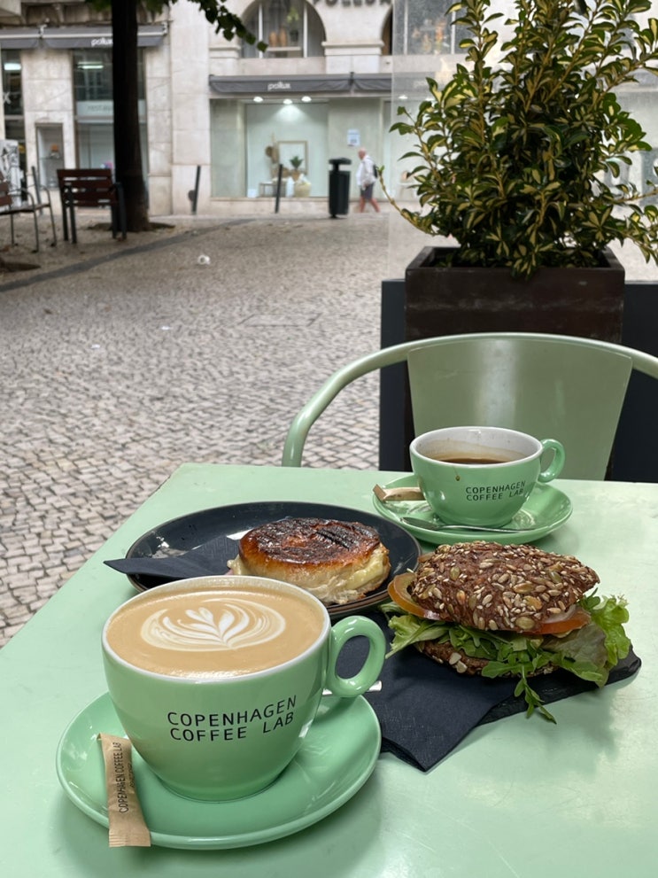 리스본 카페 :: 코펜하겐 커피랩 바이샤 Copenhagen Coffee Lab Baixa