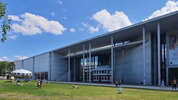 독일 뮌헨 피나코테크 데어 모데르네(Pinakothek der Moderne) 현대미술관 ....