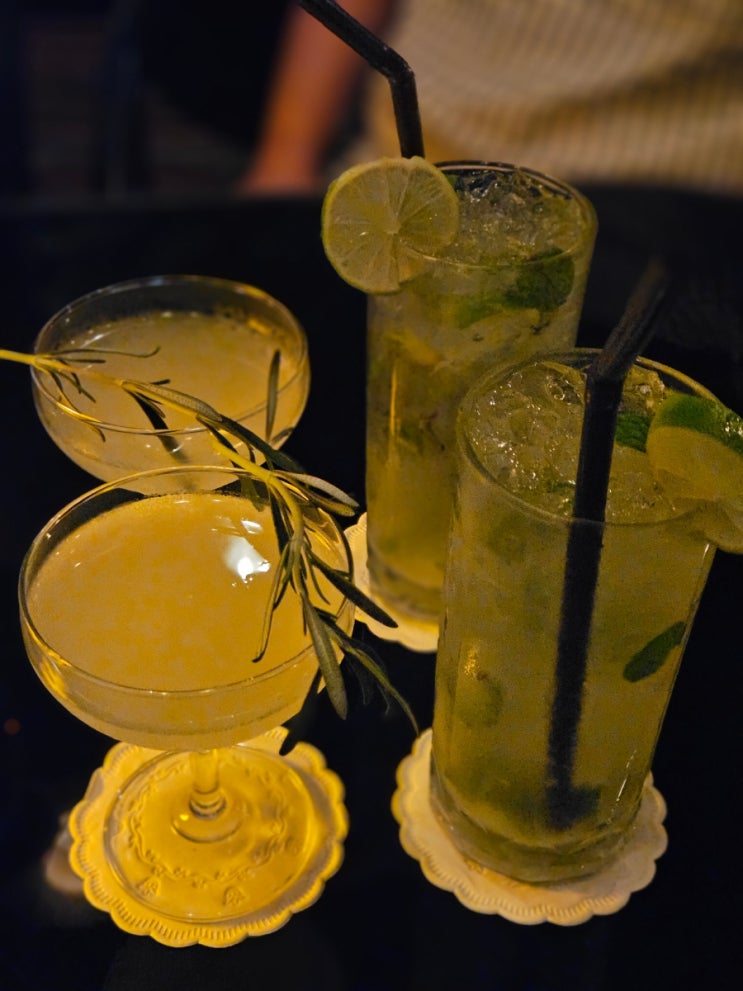 치앙마이 올드타운 술집 라이브바 3군데 후기 D.O.D Den of Drinks / Sax bar....
