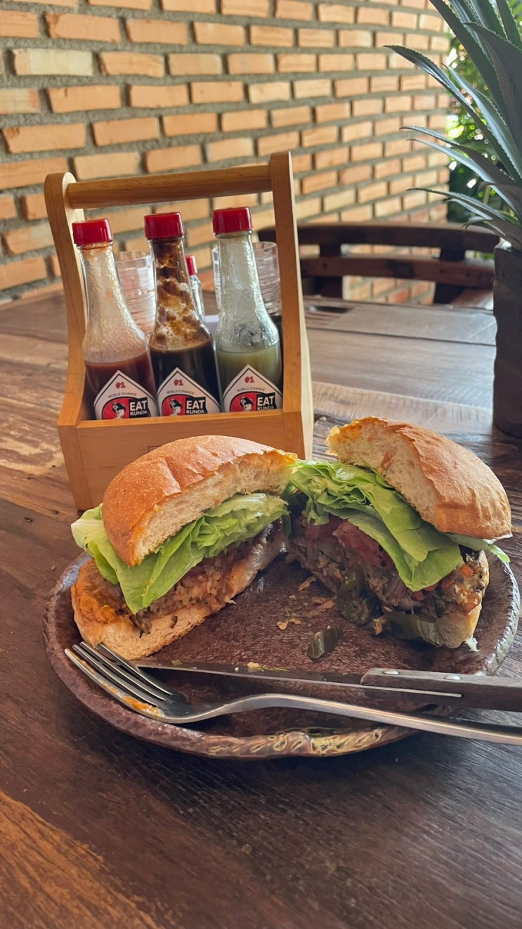 [엄마랑 치앙마이] 치앙라이 비건 맛집 <쿤다 카페>, 재즈바 모멘츠, ....