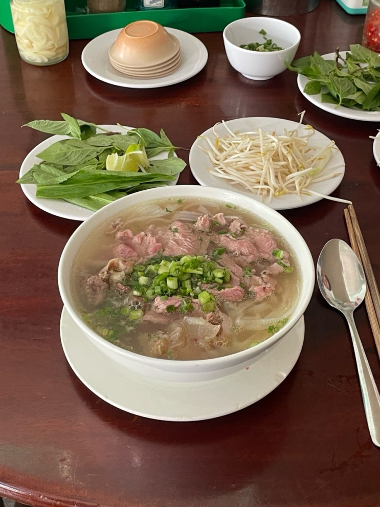 나트랑 현지 로컬 쌀국수 맛집 Phở 63 포63