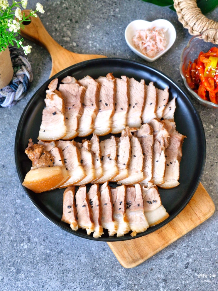 급식대가 쌍화탕 수육 만들기 돼지고기 앞다리살 수육 맛있게 삶는법 한방 수육 레시피 : 네이버 블로그