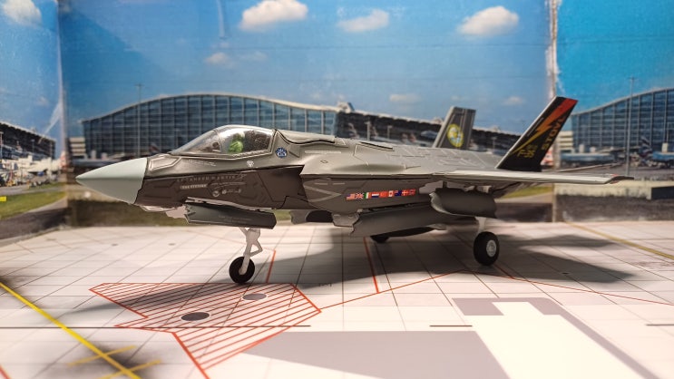 [Amercom] Lockheed Martin F-35B Lightning II USS WASP LHD 1 DT-II F-35B ...