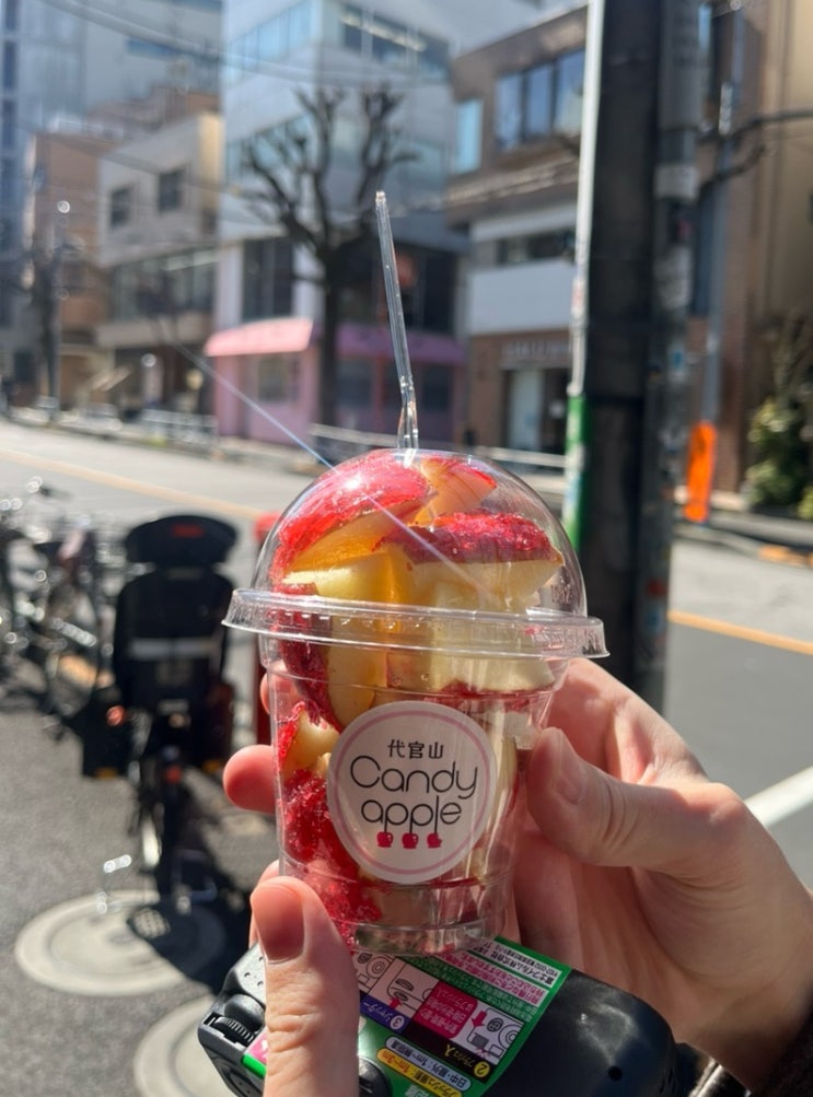 240311 도쿄 다이칸야마 달콤한 캔디애플과 넘버슈가 캬라멜 & 츠타야....