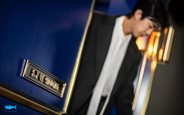 임영웅 IM_HERO gallery 💙 ‘LYW 910616 열차’는 하차 불가능! : 네이버 블로그