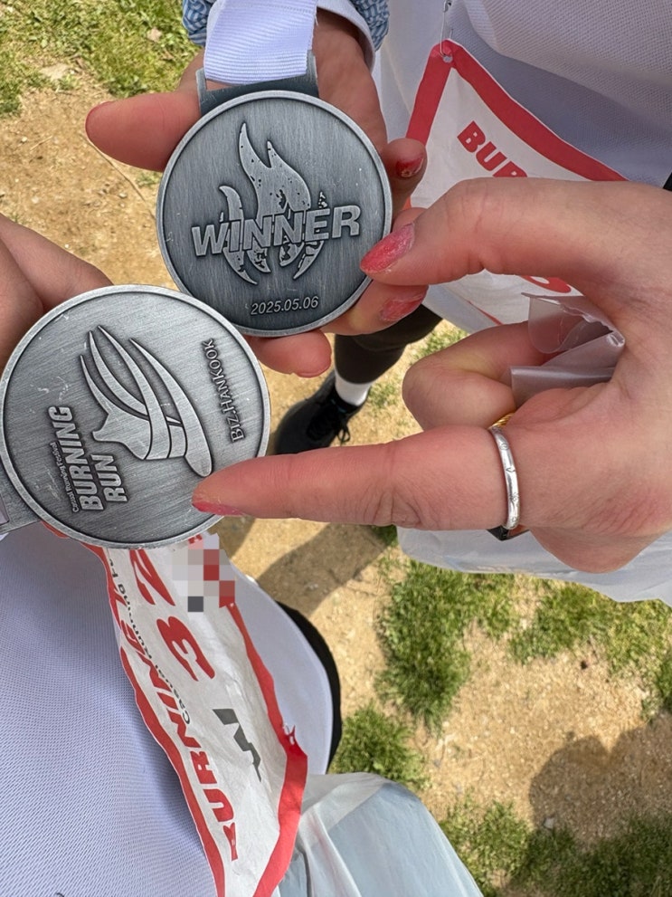 [버닝런 2025]인생 첫 10km 마라톤 후기 초보 러닝 뉴발 러닝화 추천