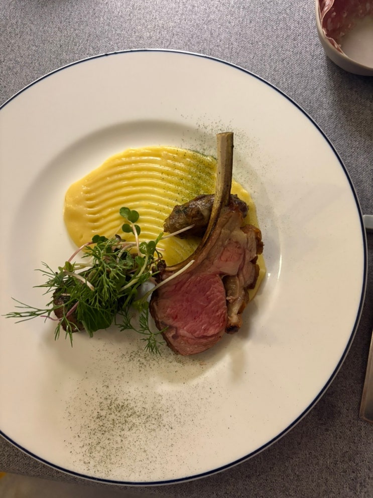 다낭 미슐랭 다이닝 르꽁뜨와(Le comptoir)