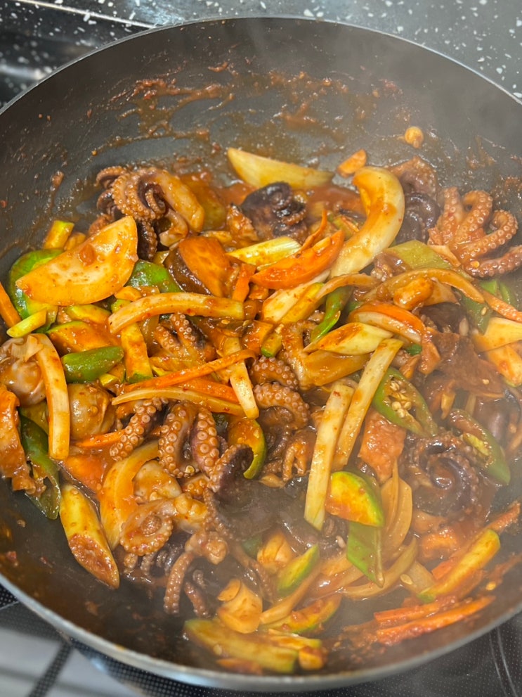 양념 쭈꾸미볶음 레시피 간편한 캠핑음식 밀키트 추천(ft. 오대양몰 오대양쭈꾸미) : 네이버 블로그
