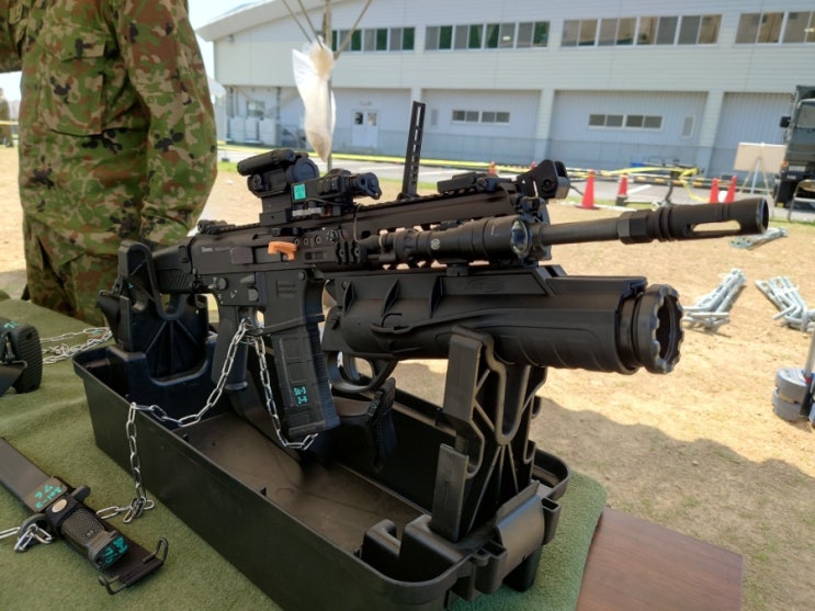 일본 자위대(JSDF)는 20식 차기 제식소총을 어떻게 쓰고 있을까? : 네이버 블로그