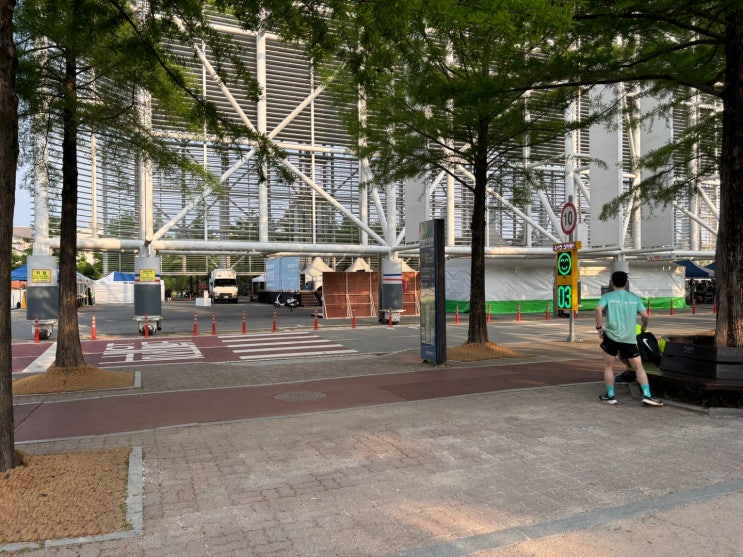 2025한밭런앤워크페스티벌 대전마라톤후기 하프마라톤완주 10km 기록1분4초 가볼만한축제