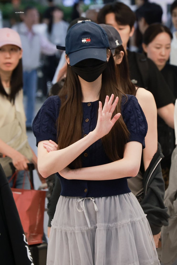 What is the main reason for the IVE Wonyoung attitude controversy?