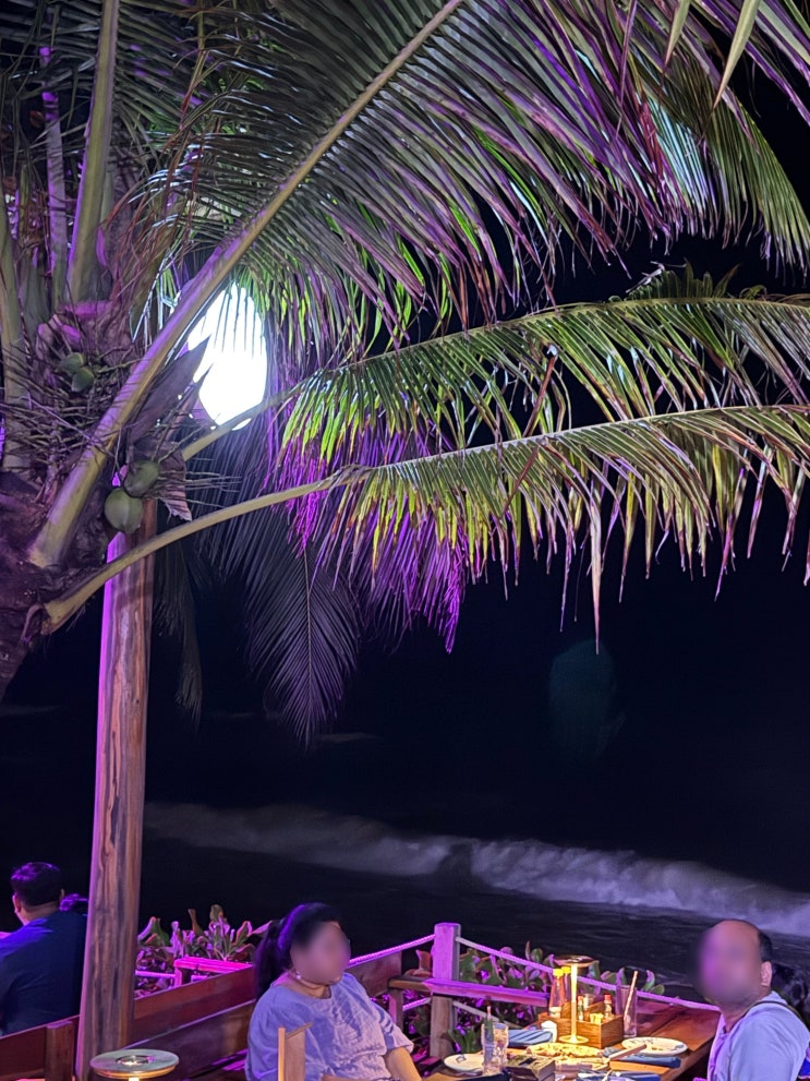 푸꾸옥 가볼만한 곳 - 푸꾸옥 선셋 비치 바 앤 레스토랑 Sunset Beach Bar....