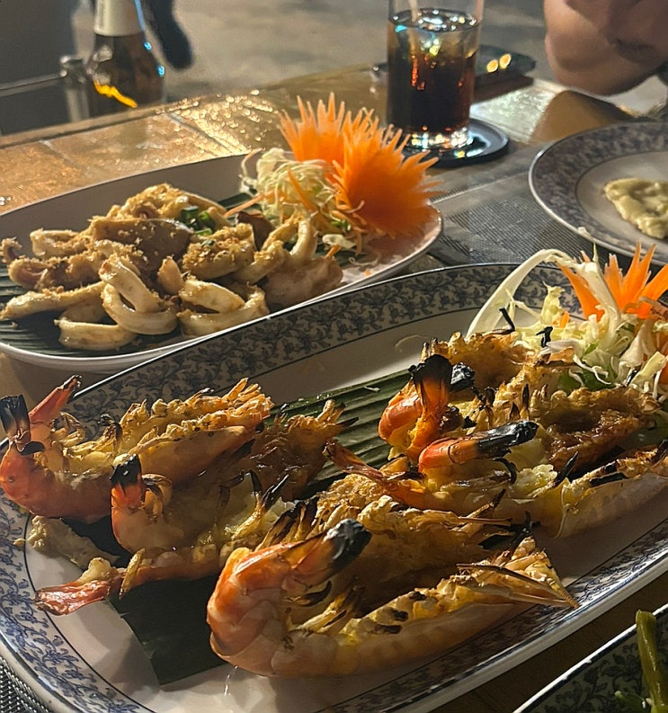 파타야 야시장 워킹스트리트 해산물 맛집 추천 - King Seafood 킹씨푸드....