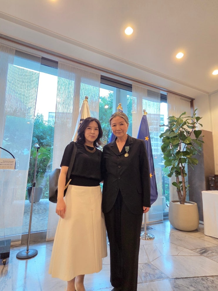 김수자 작가 프랑스 훈장 오피시에 수훈식에서 (2025.7.9)