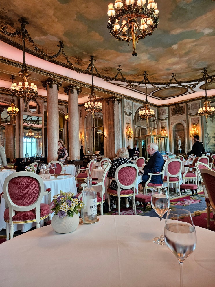 [영국] 미슐랭 2스타 더 리츠 레스토랑 (The Ritz Restaurant) 런치 3코스 후기 & 드레스코드 : 네이버 블로그