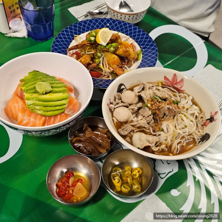 해방촌맛집 샐몬무쌉 (salmon moosab), 해방촌신흥시장맛집 탐방기 : 네이버 블로그