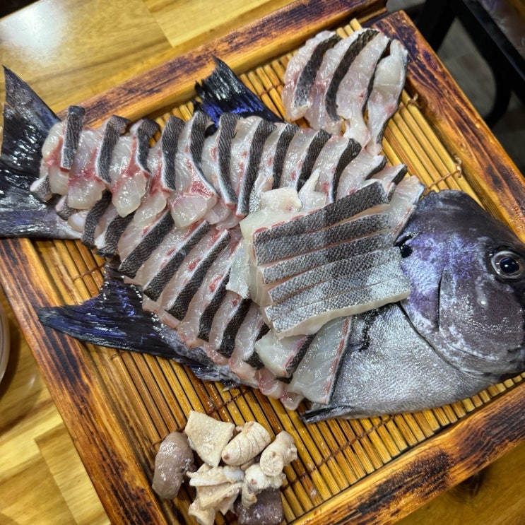 제주 엄마손횟집 자연산돌돔 이거먹으려고 제주왔어요! : 네이버 블로그