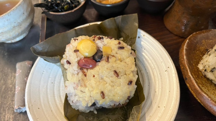 안국역 맛집, 정갈한 주먹밥이 맛있는 ‘이밥’ 비건, 절밥, 연잎밥 식당 / 내돈내산 : 네이버 블로그