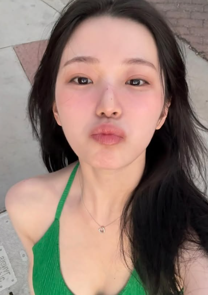 눈웃음 매력 백지헌 프로필 나이 키 학교 데뷔 스토리까지 한눈에