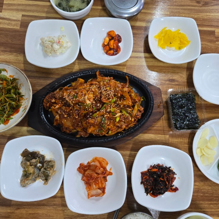 구미 칠곡 북삼 맛집 두루치기 반찬 좋은 한식 맛집 길목식당 내돈내산 : 네이버 블로그