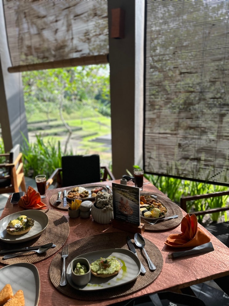[우붓 맛집] 마야우붓 리조트 마야사리 조식과 트리바 해피아워 칵....