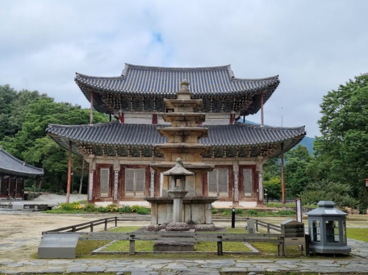 충남 부여 무량사 만수산에 둘러싸인 고즈넉한 사찰 : 네이버 블로그