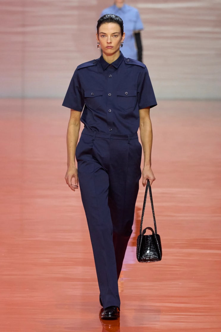 Prada 프라다 : Spring/Summer 2026 Ready-to-Wear Milan : 네이버 블로그