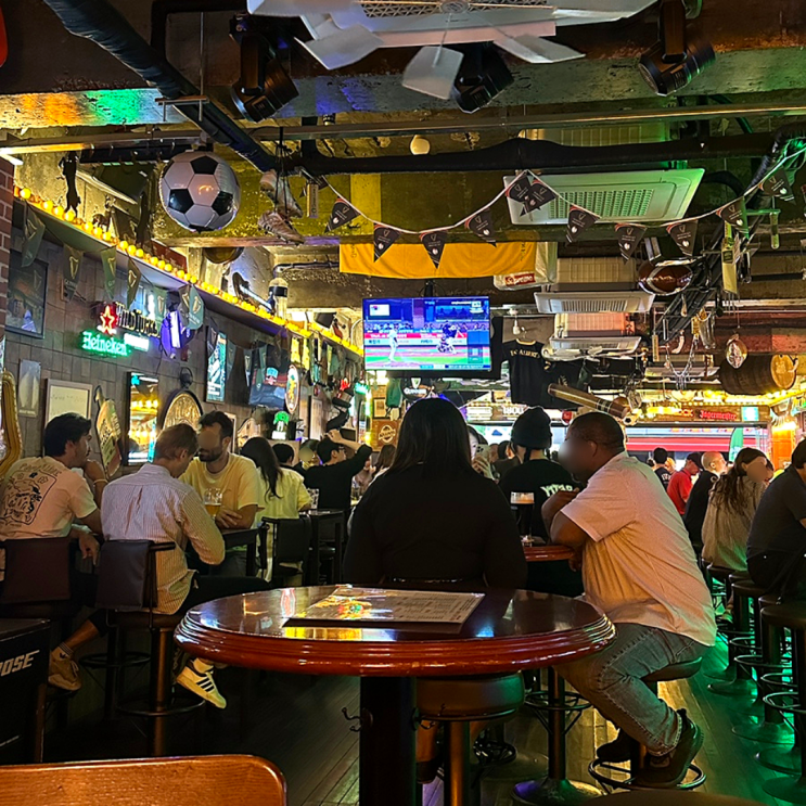 외국인 많은 이태원 펍 ITAEWON PUB 분위기 좋은 술집 : 네이버 블로그