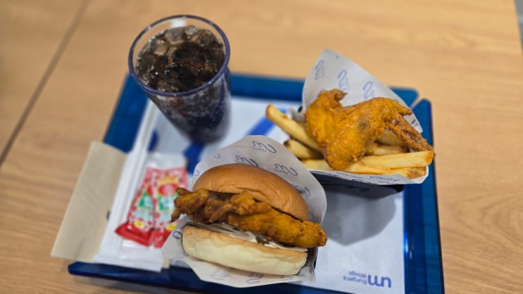 일산 라페스타 움버거앤윙스 umBurger&Wings / 이시간에 오면 단돈 천오백원?? : 네이버 블로그