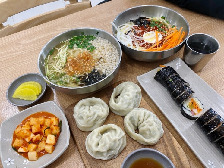부산 강서구 명지오션시티 맛집인 "방가네 칼국수"