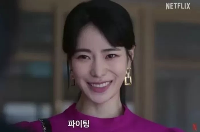 담배까지 피우면서 '더 글로리' 박연진과 싱크로율 100% 뽐낸 유튜버 : 네이버 블로그