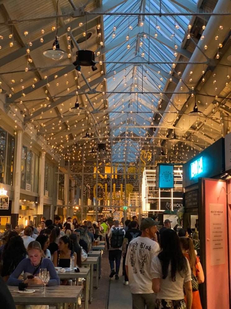 암스테르담 가볼 곳 De Hallen Amsterdam 푸드할렌