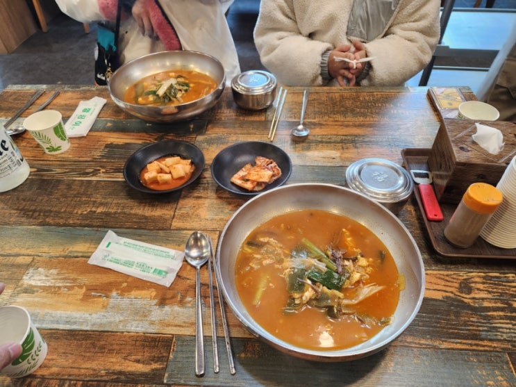 천안 유량동 맛집 거리 잘모르는 현지인 맛집 민들레 육개장