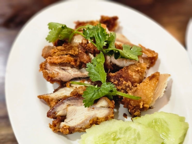 [치앙마이맛집]님만해민 미슐랭 치킨라이스 현지인 아침식사 맛집!! 코이치킨라이스 KOI CHICKEN RICE : 네이버 블로그