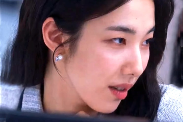'더 글로리'에서 연진이와 기싸움하던 후배의 최근 모습 : 네이버 블로그